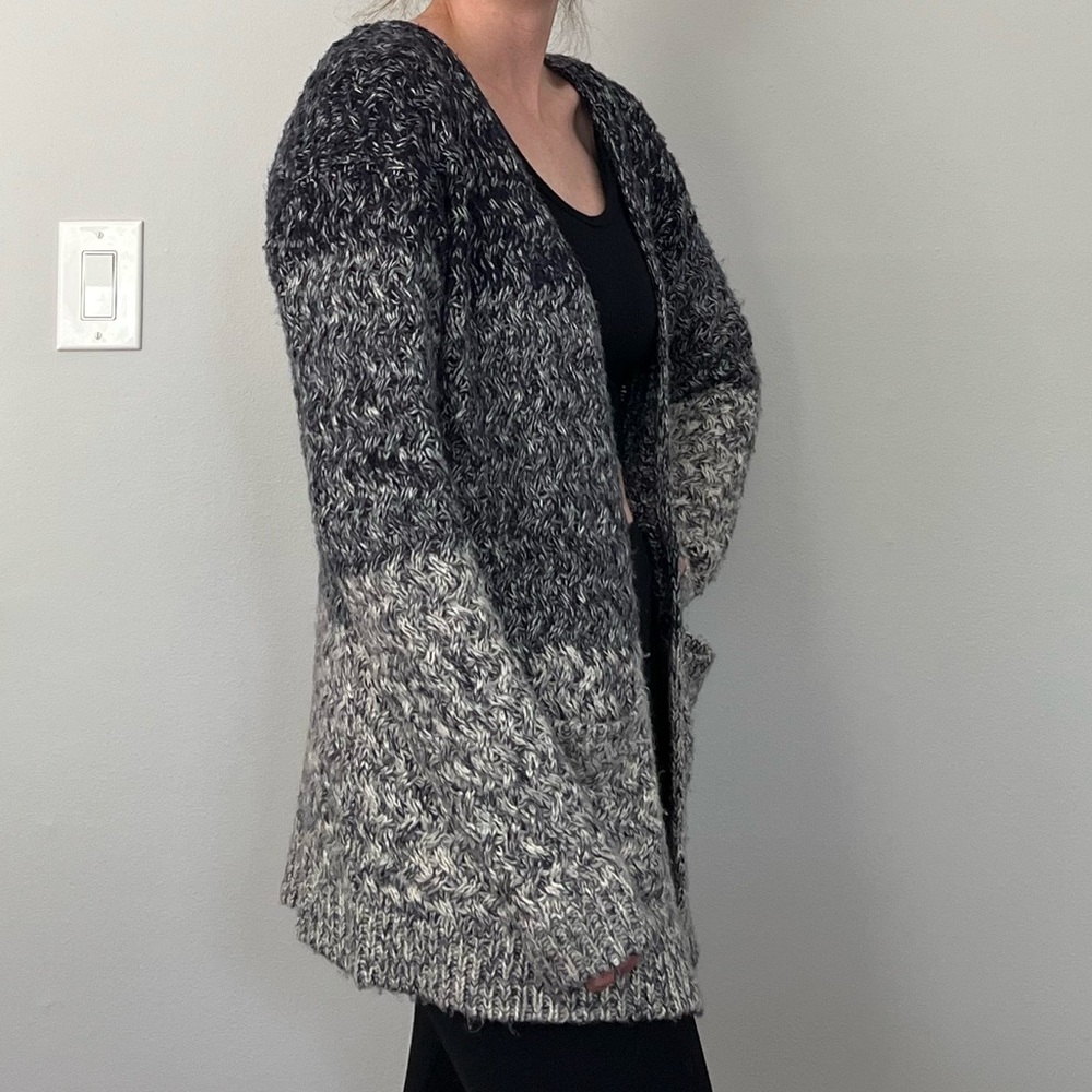 Forever 21 NWOT Knit Sweater